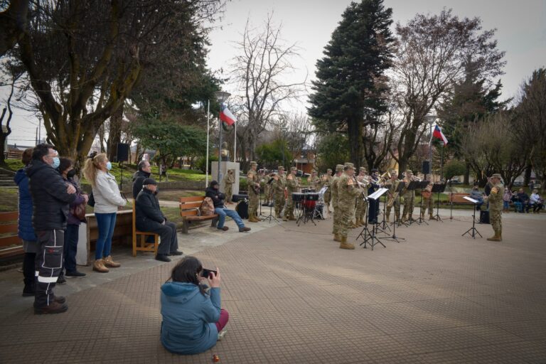 Ejército realizará retreta musical en la plaza de armas de Coyhaique