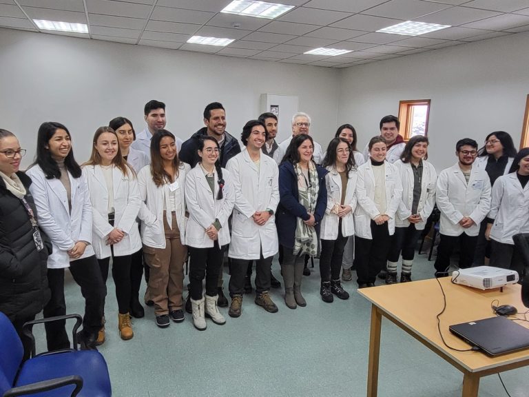 Red Asistencial del Servicio de Salud Aysén suma a dieciséis nuevas médicas y médicos