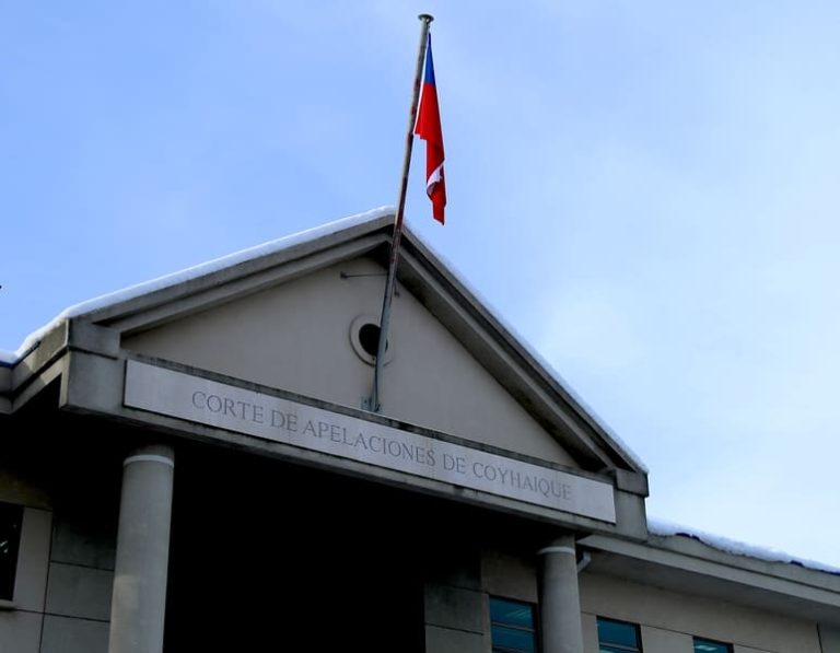 Corte de Coyhaique rechaza recurso de protección contra Universidad por no renovación de contratas